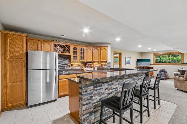 N63W27176 Maple STREET, Sussex, WI 53089