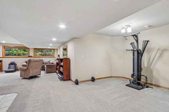 N63W27176 Maple STREET, Sussex, WI 53089