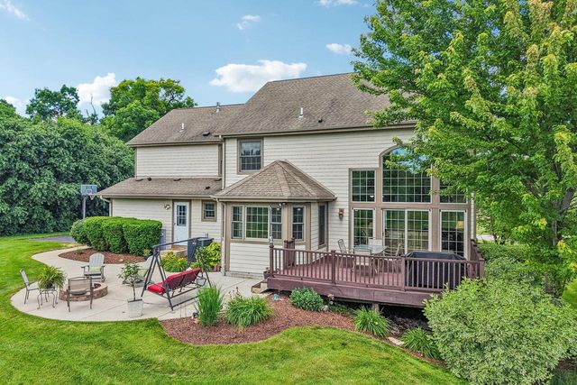N63W27176 Maple STREET, Sussex, WI 53089