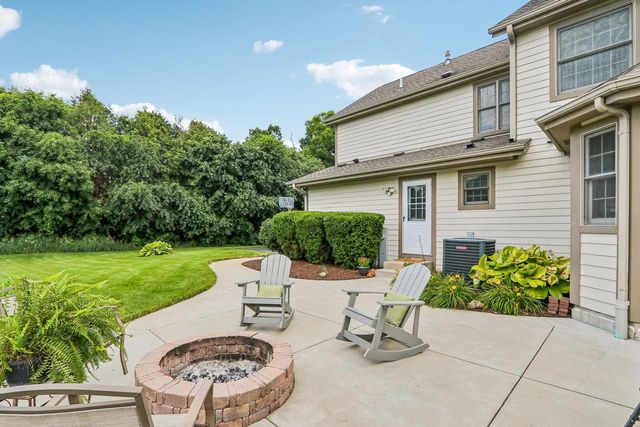 N63W27176 Maple STREET, Sussex, WI 53089