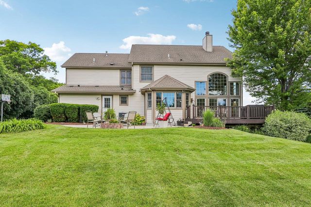 N63W27176 Maple STREET, Sussex, WI 53089