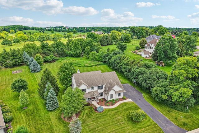 N63W27176 Maple STREET, Sussex, WI 53089