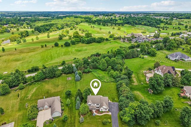N63W27176 Maple STREET, Sussex, WI 53089