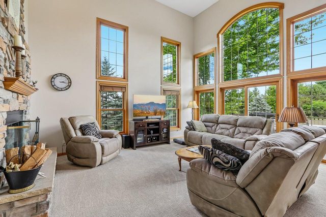 N63W27176 Maple STREET, Sussex, WI 53089