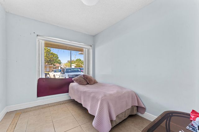 3680 NE 15th Terrace, Pompano Beach, FL 33064