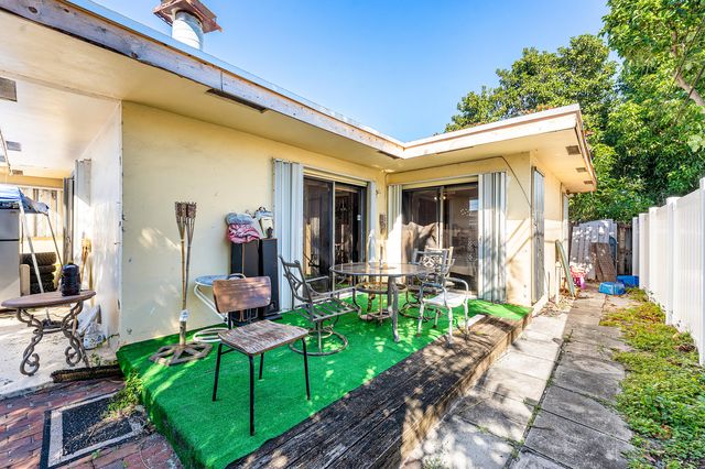 3680 NE 15th Terrace, Pompano Beach, FL 33064