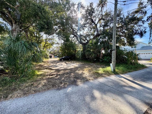 DELAWARE STREET, Safety Harbor, FL 34695