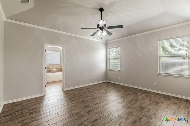 8530 Lamplight Court, Temple, TX 76502