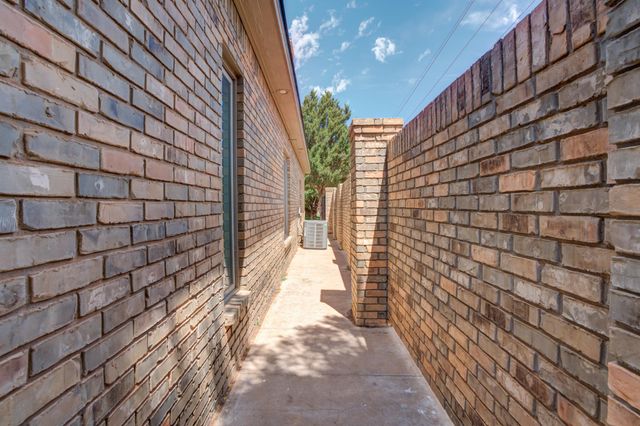 4707 102nd Street, Lubbock, TX 79424