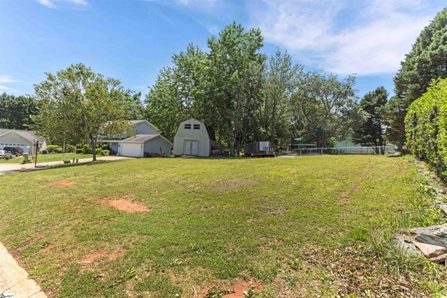 400 Panther Court, Greer, SC 29651