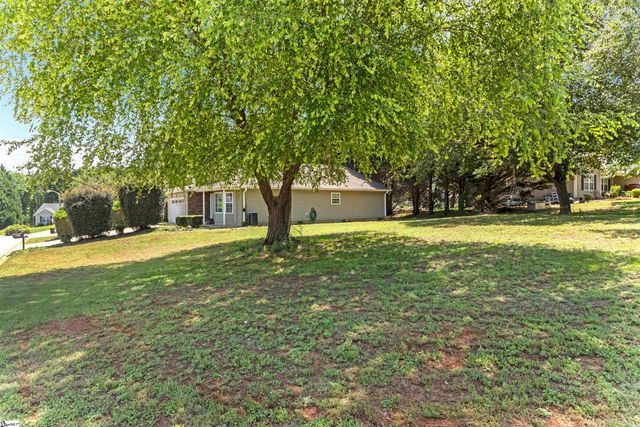 400 Panther Court, Greer, SC 29651
