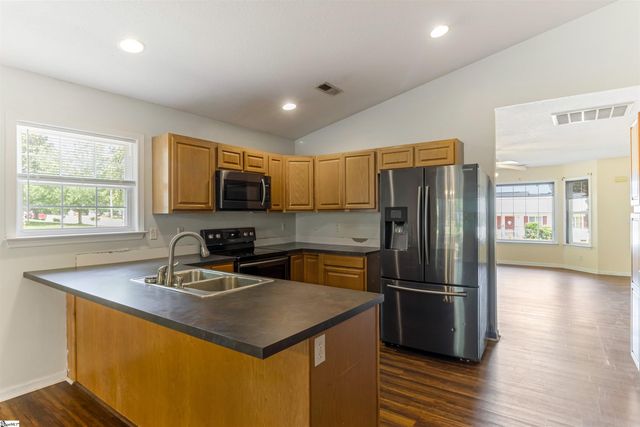 400 Panther Court, Greer, SC 29651