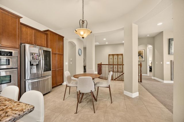 691 Lefevre Dr, Folsom, CA 95630