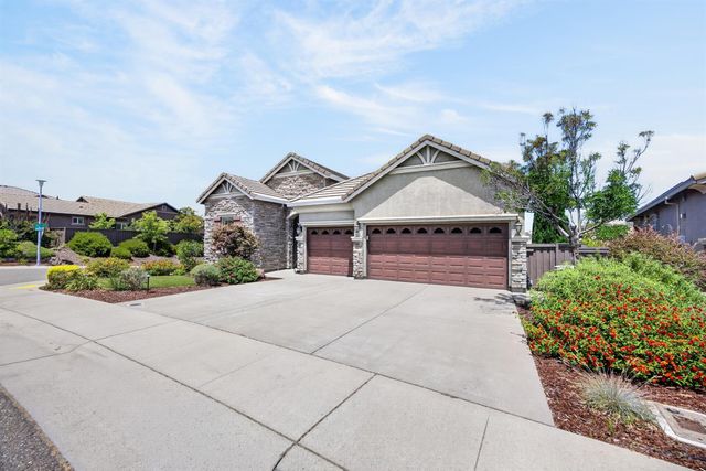 691 Lefevre Dr, Folsom, CA 95630