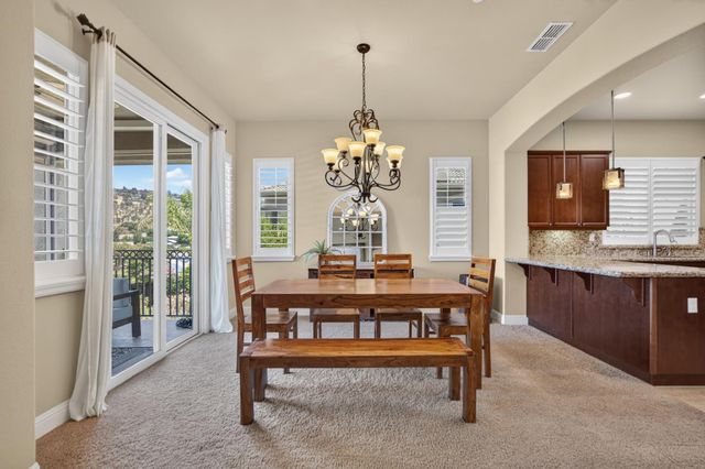 691 Lefevre Dr, Folsom, CA 95630