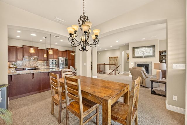 691 Lefevre Dr, Folsom, CA 95630