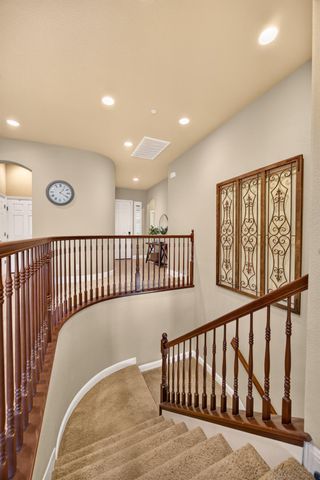 691 Lefevre Dr, Folsom, CA 95630