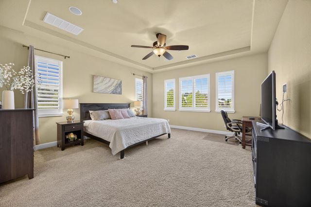 691 Lefevre Dr, Folsom, CA 95630