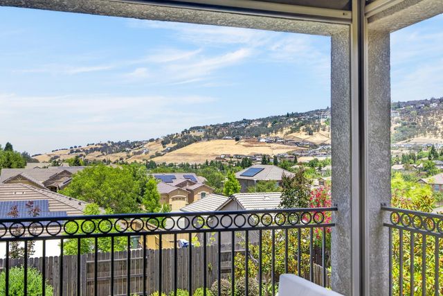 691 Lefevre Dr, Folsom, CA 95630