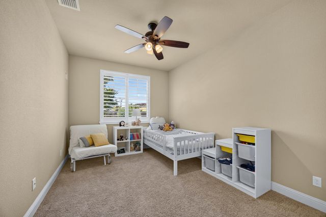 691 Lefevre Dr, Folsom, CA 95630