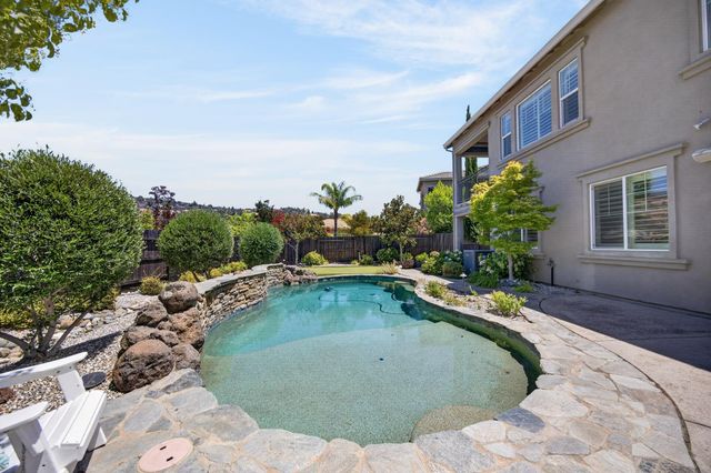 691 Lefevre Dr, Folsom, CA 95630