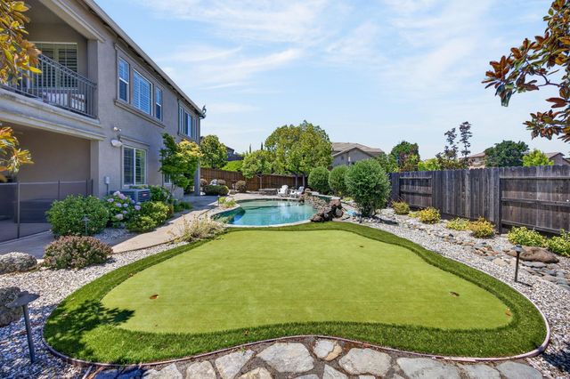 691 Lefevre Dr, Folsom, CA 95630