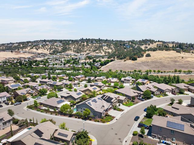 691 Lefevre Dr, Folsom, CA 95630