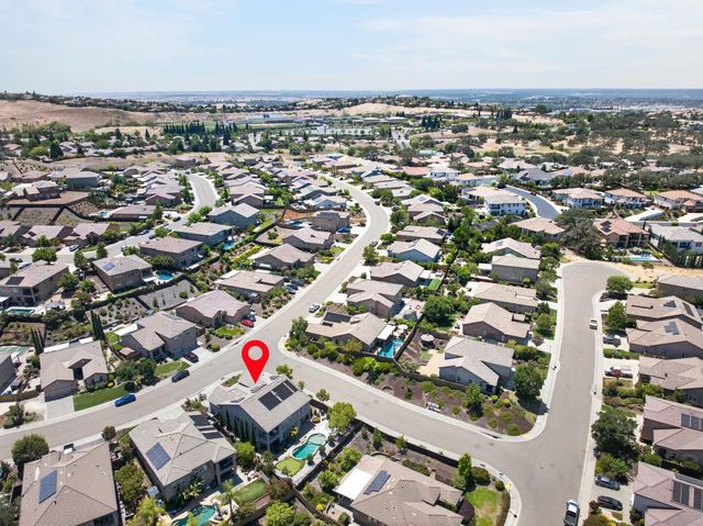 691 Lefevre Dr, Folsom, CA 95630