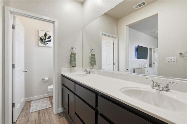 2120 Provincetown Way, Roseville, CA 95747
