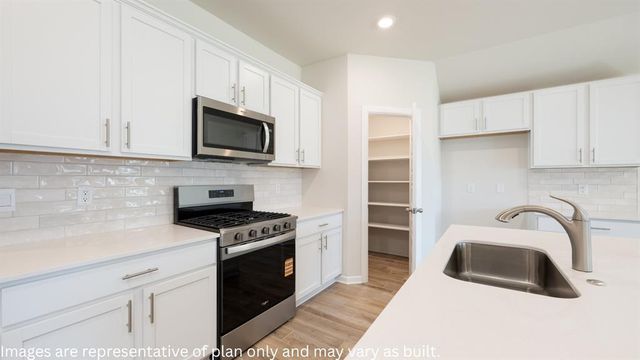 1130 Auburn Circle, Piedmont, OK 73078