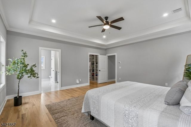 518 Cardinal Ln, Green Brook Twp., NJ 08812