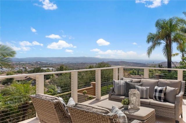 12 Montecilo, Lake Forest, CA 92610