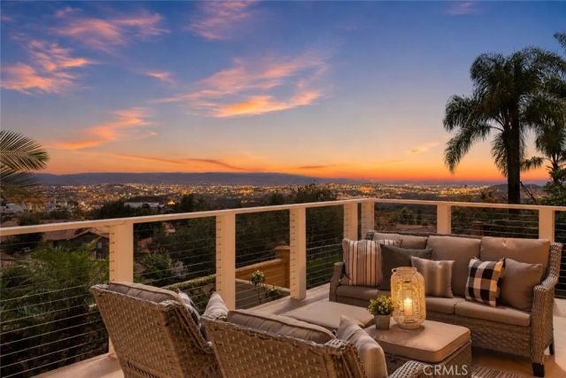 12 Montecilo, Lake Forest, CA 92610