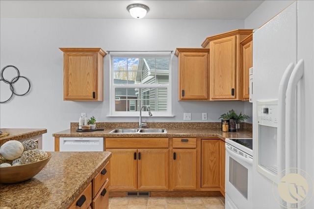 1443 Twin Oaks DRIVE, Billings, MT 59105