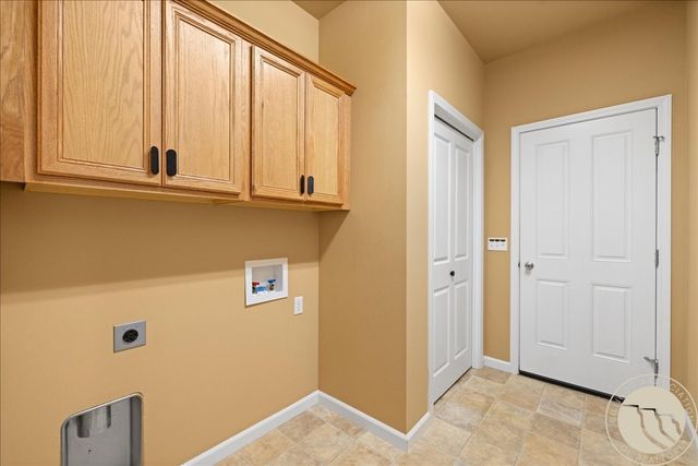 1443 Twin Oaks DRIVE, Billings, MT 59105