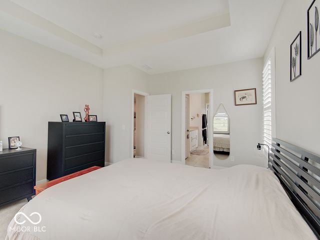 3669 Chalmers Drive, Bargersville, IN 46106