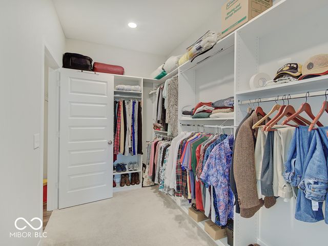 3669 Chalmers Drive, Bargersville, IN 46106