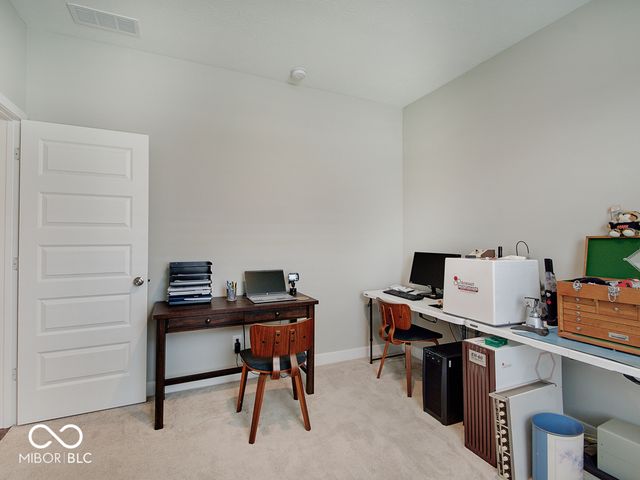 3669 Chalmers Drive, Bargersville, IN 46106