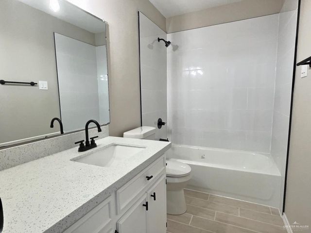 1111 Wisteria Avenue, Mcallen, TX 78504