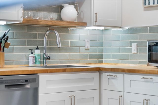 1409 SOUTHARD AVENUE, New Smyrna Beach, FL 32169