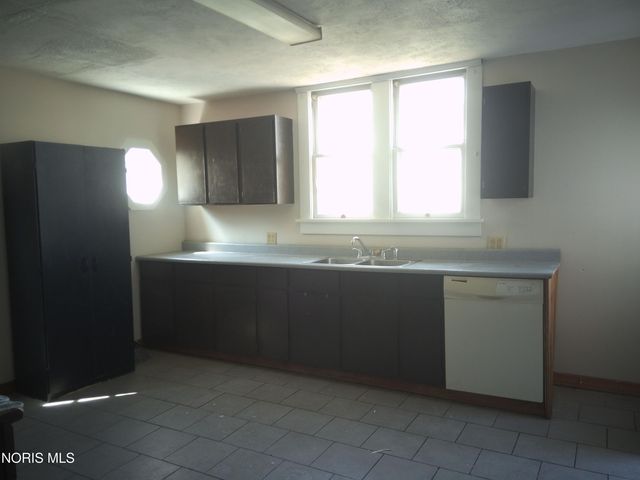 705 Thurston Street, Defiance, OH 43512