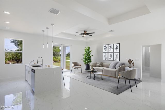 2703 18th ST SW, Lehigh Acres, FL 33976