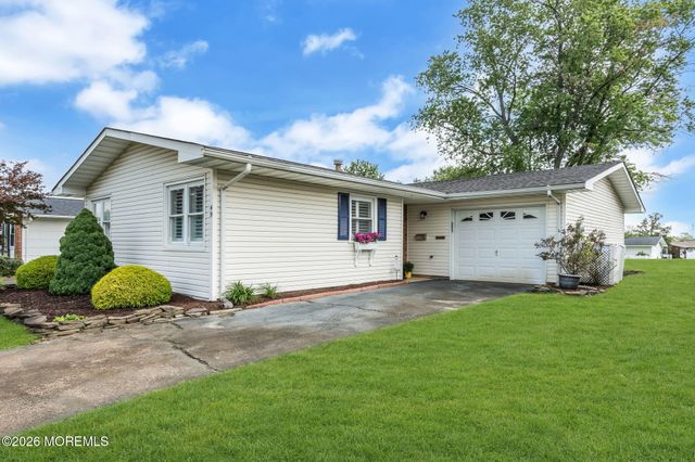 49 Sidney Court, Brick, NJ 08724