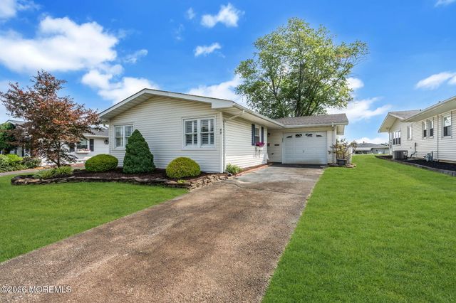 49 Sidney Court, Brick, NJ 08724