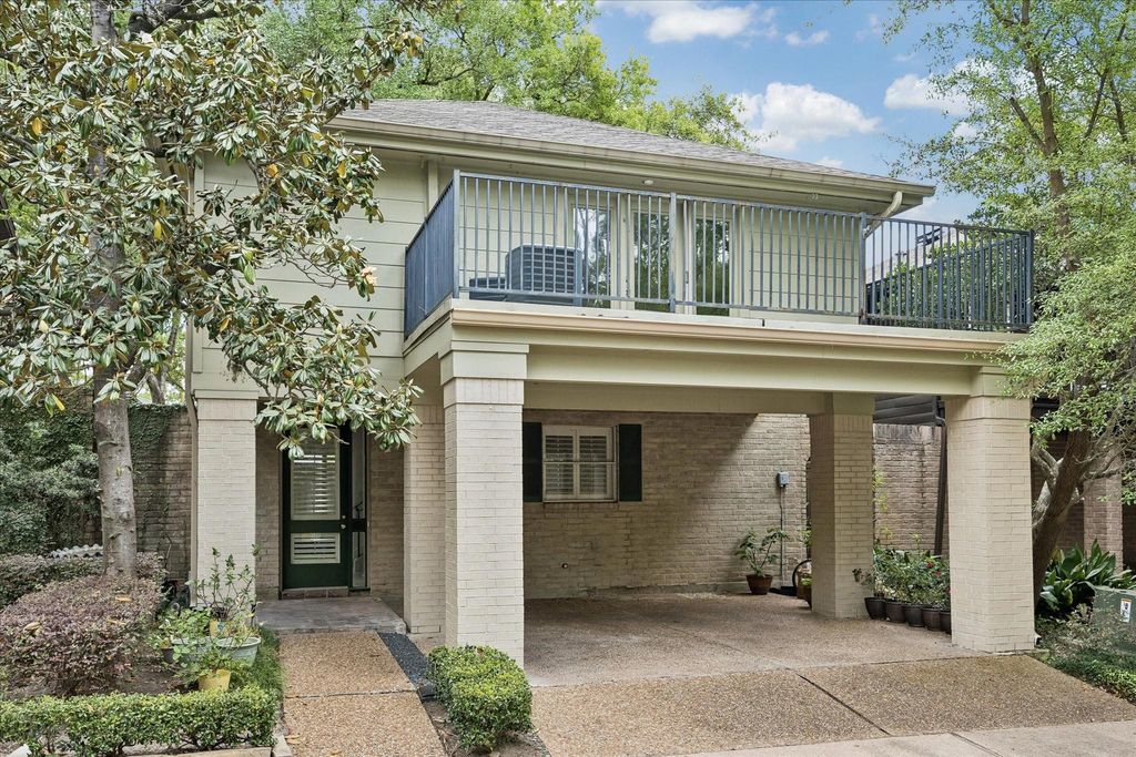 201 Vanderpool Lane 105, Houston, TX 77024