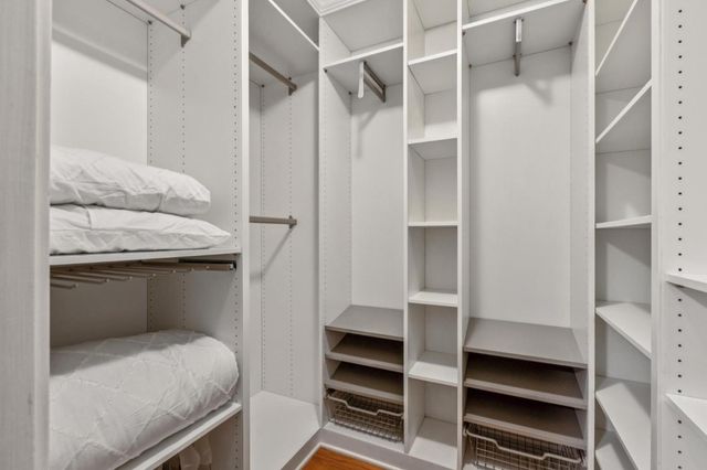 1115 Continentals Way 203, Belmont, CA 94002