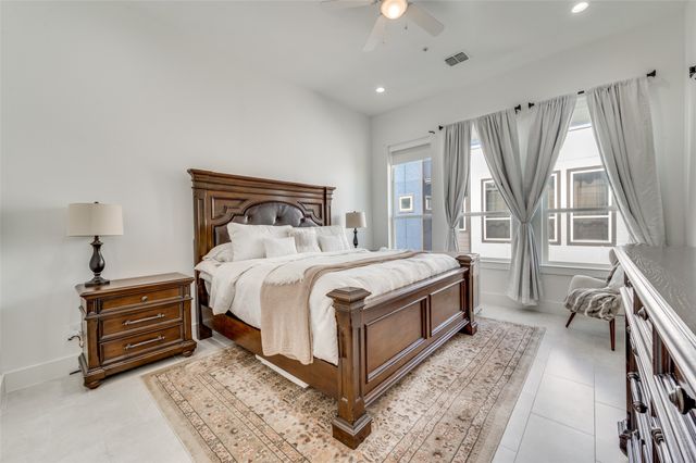 2235 Lovedale Avenue 101, Dallas, TX 75235