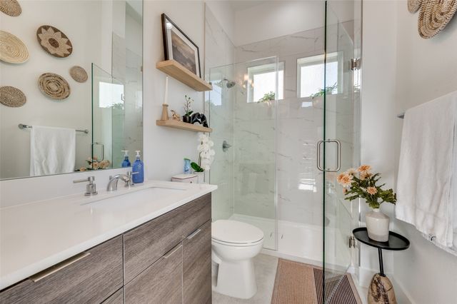 2235 Lovedale Avenue 101, Dallas, TX 75235