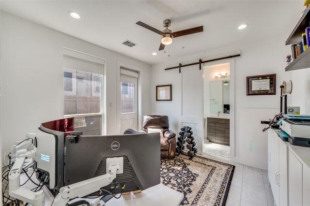 2235 Lovedale Avenue 101, Dallas, TX 75235