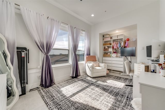 2235 Lovedale Avenue 101, Dallas, TX 75235